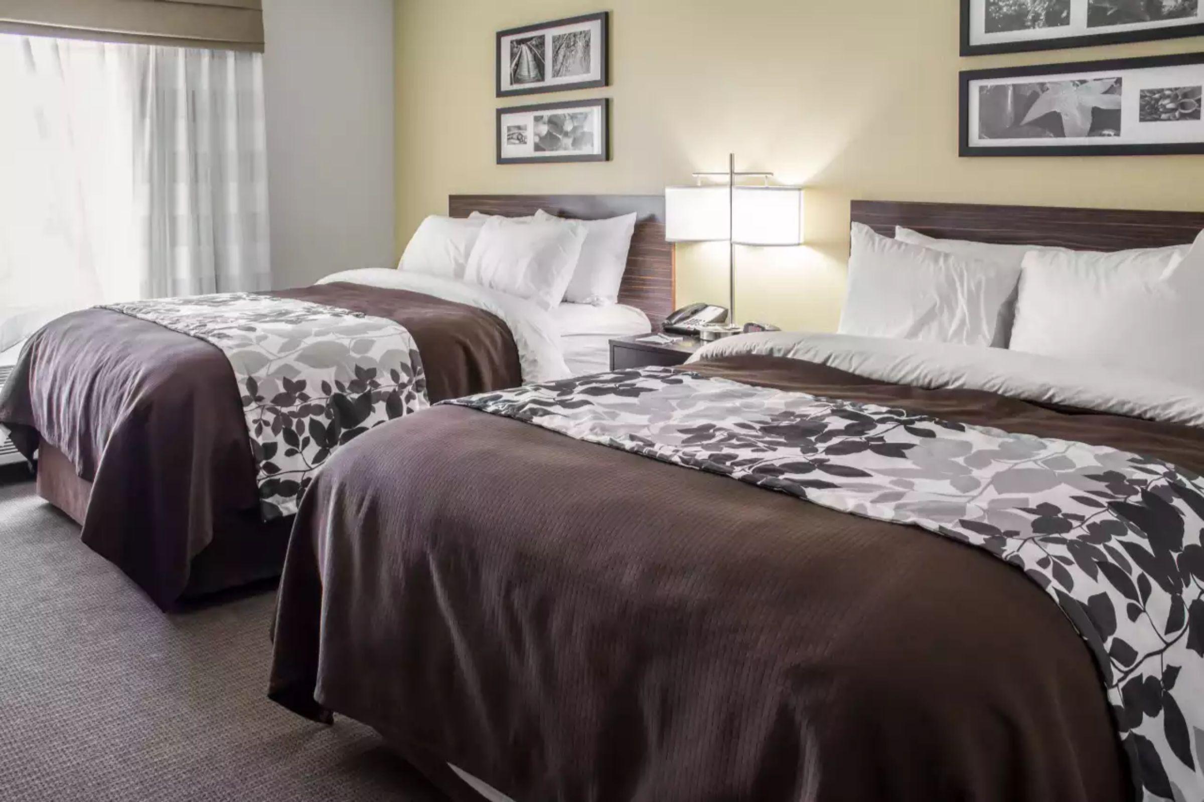 Sleep Inn & Suites Lincoln University Area Bagian luar foto