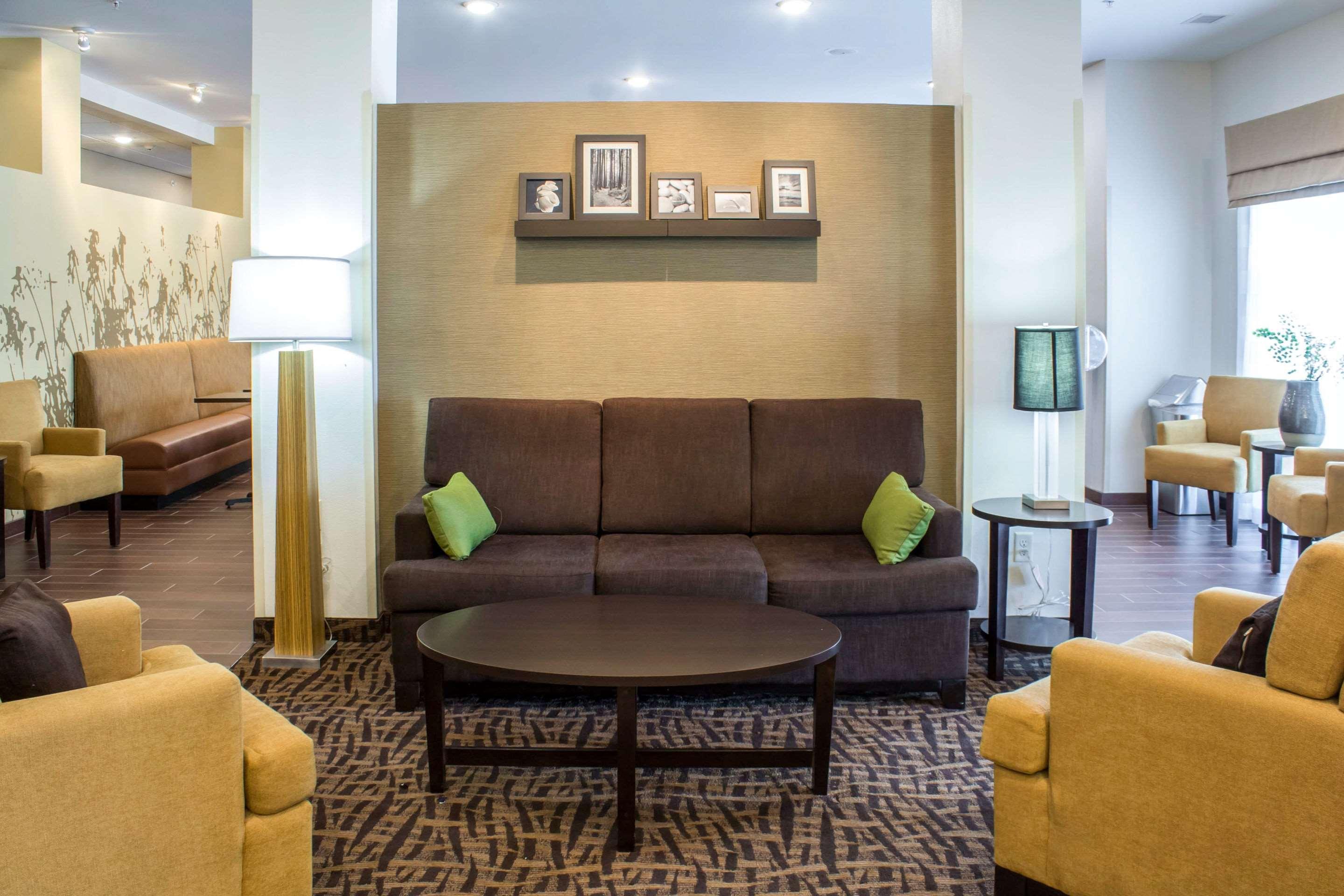Sleep Inn & Suites Lincoln University Area Bagian luar foto