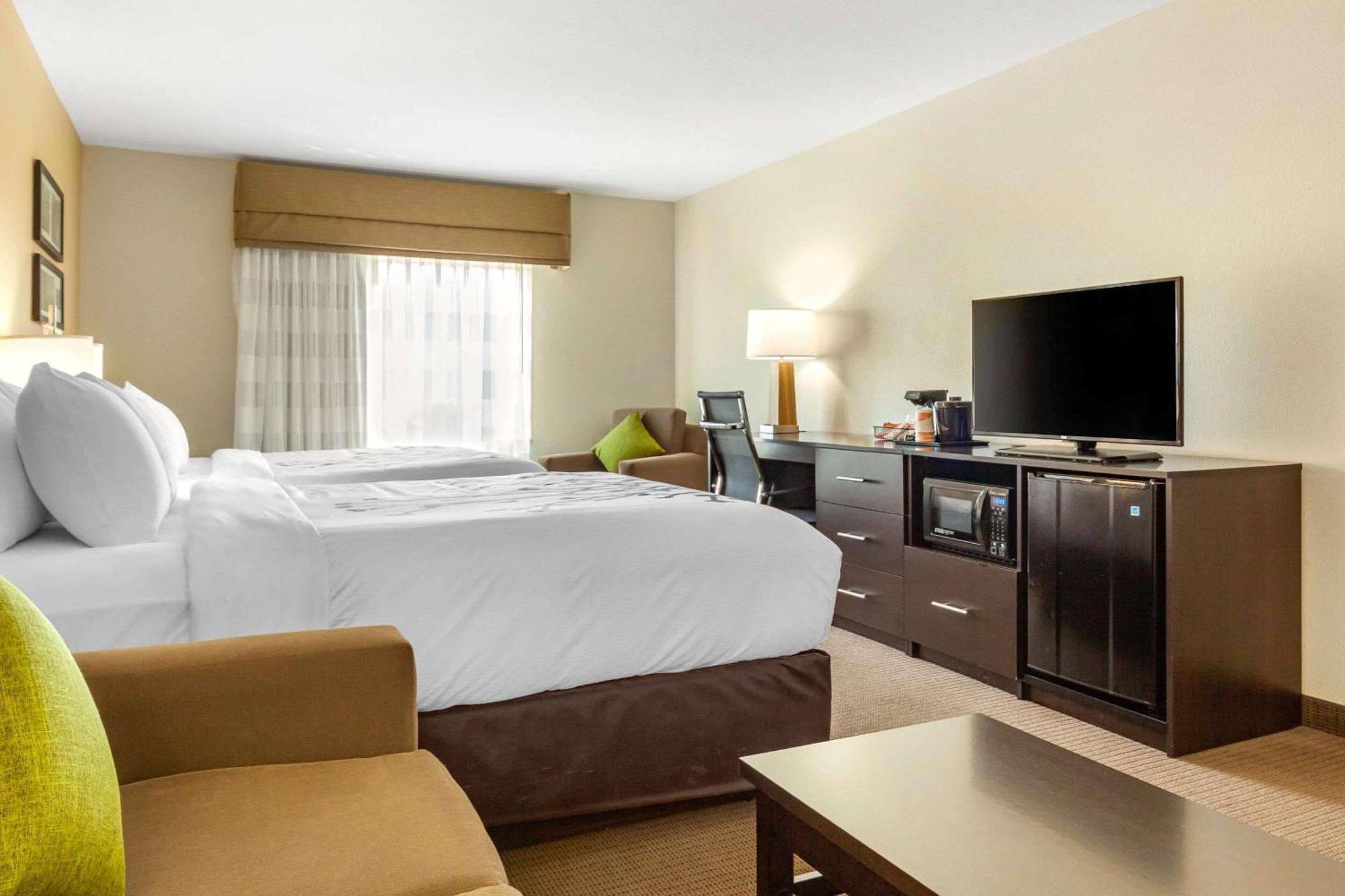 Sleep Inn & Suites Lincoln University Area Bagian luar foto