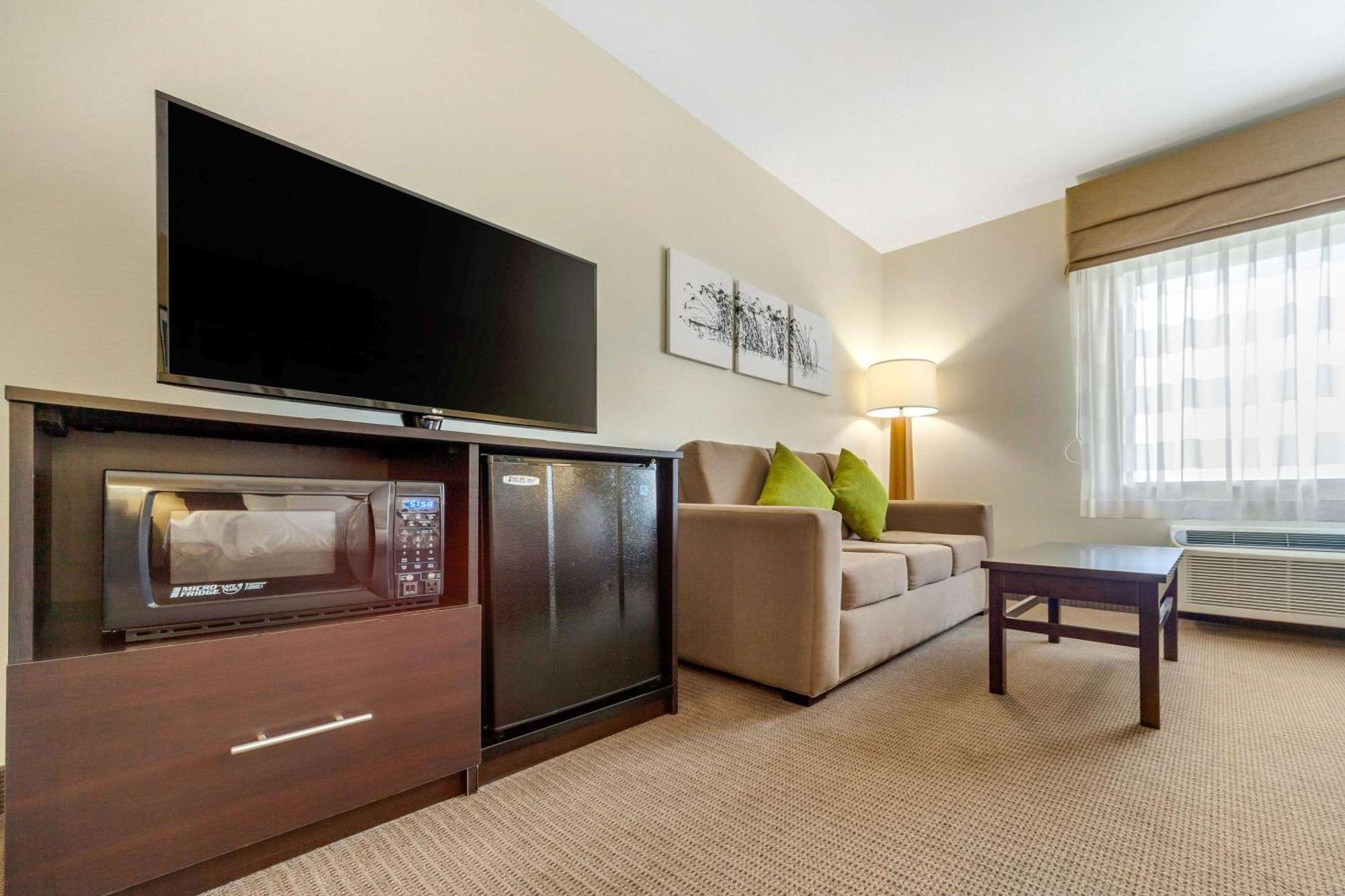 Sleep Inn & Suites Lincoln University Area Bagian luar foto