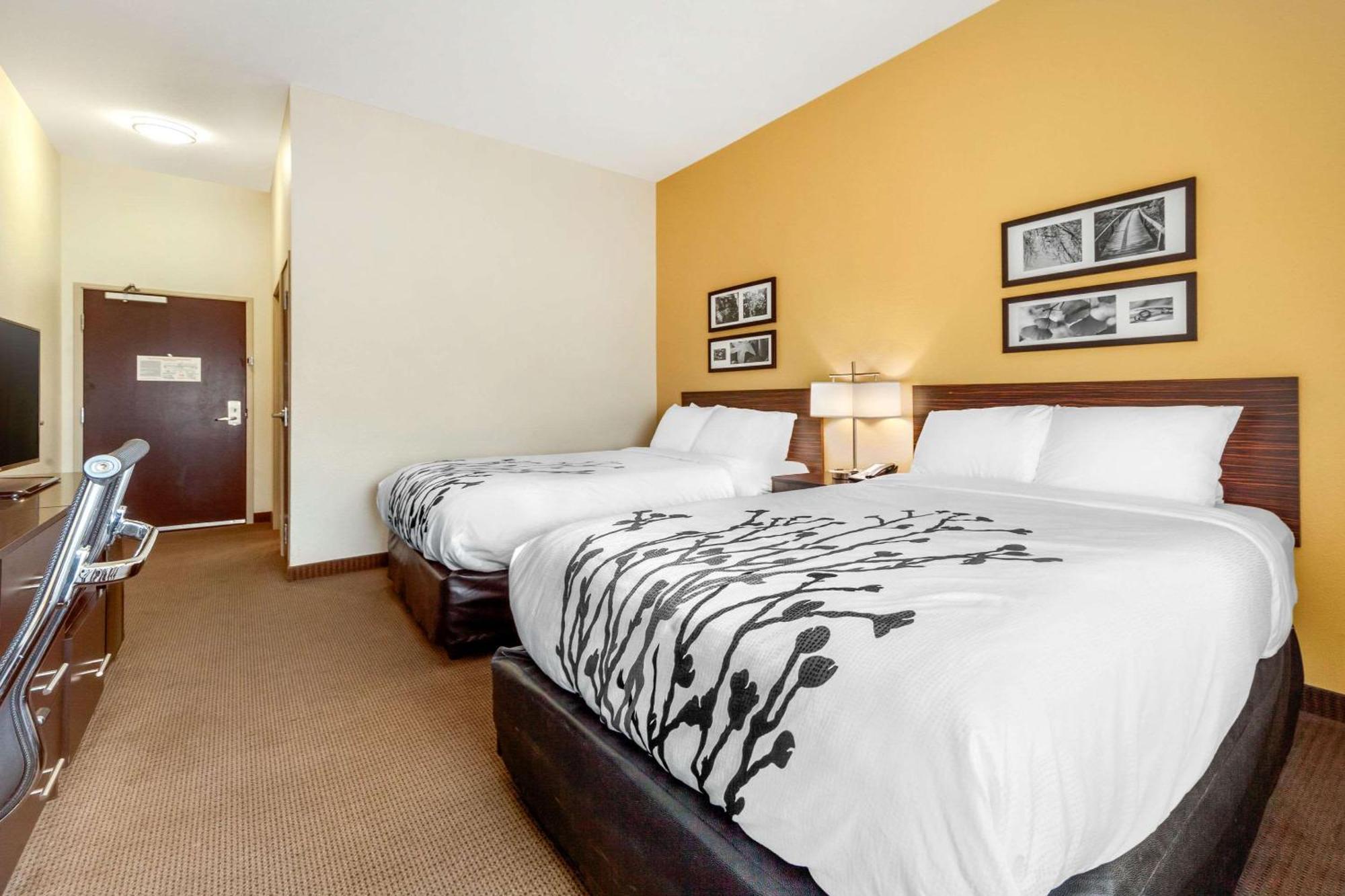 Sleep Inn & Suites Lincoln University Area Bagian luar foto