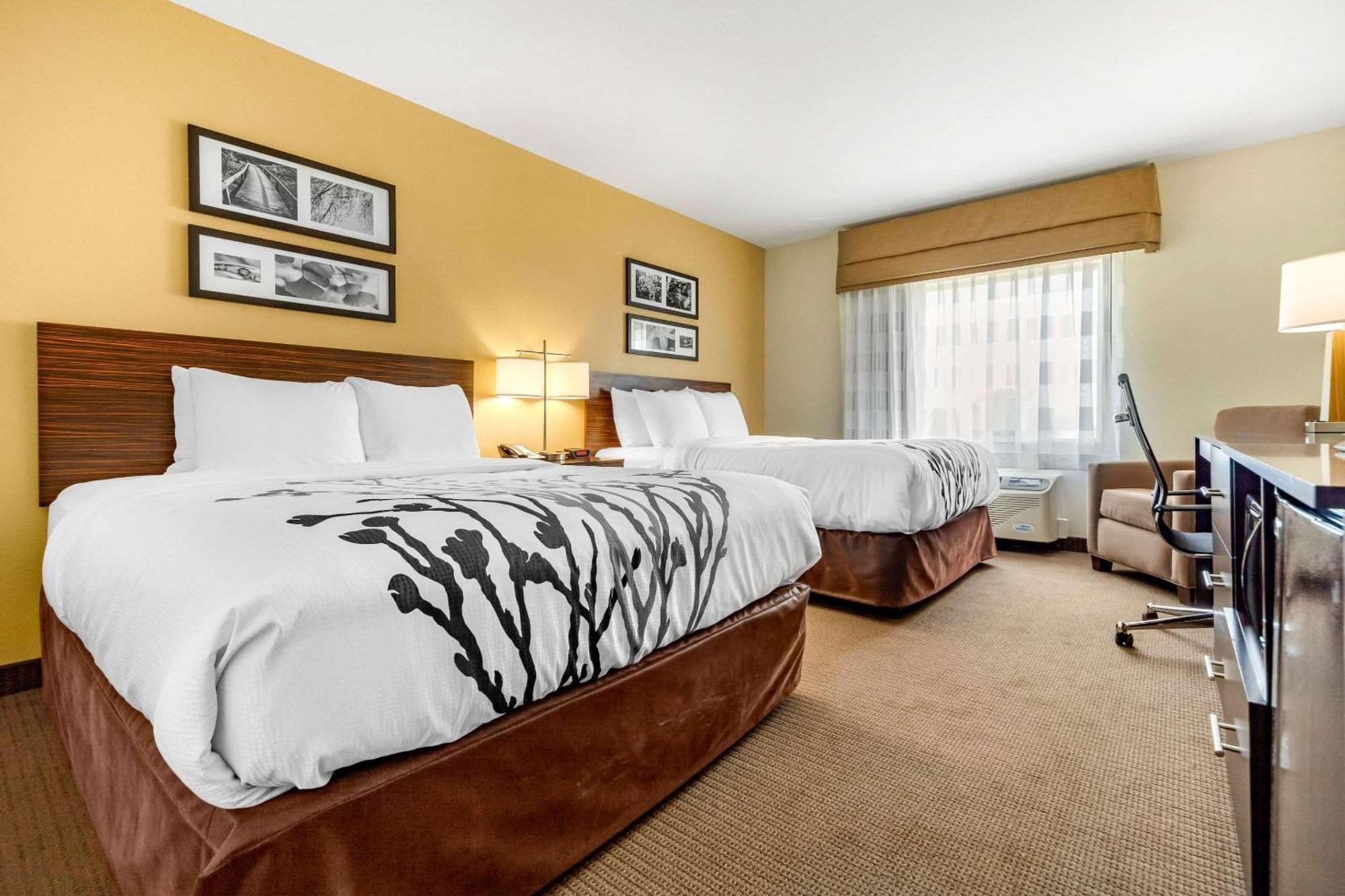 Sleep Inn & Suites Lincoln University Area Bagian luar foto
