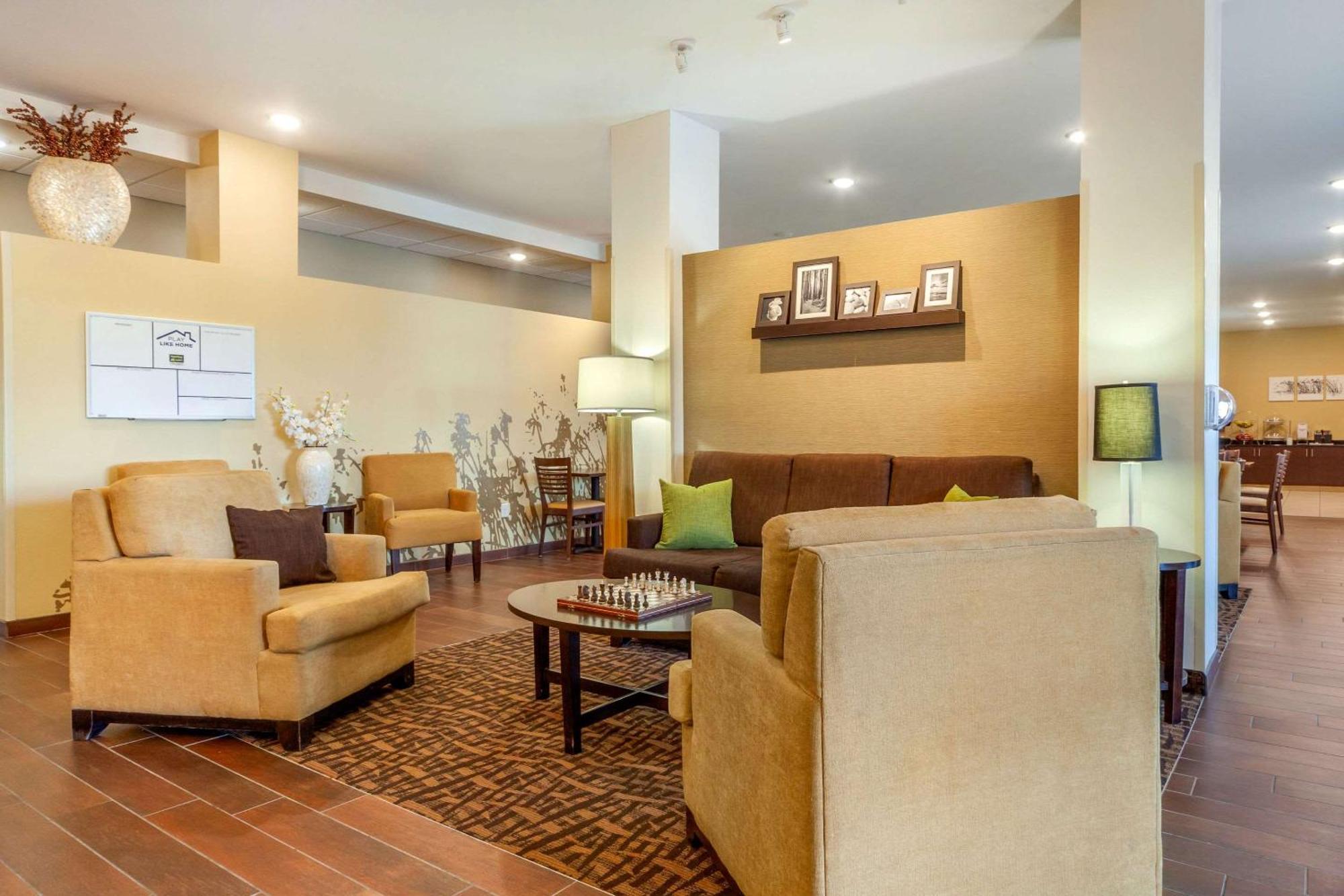 Sleep Inn & Suites Lincoln University Area Bagian luar foto